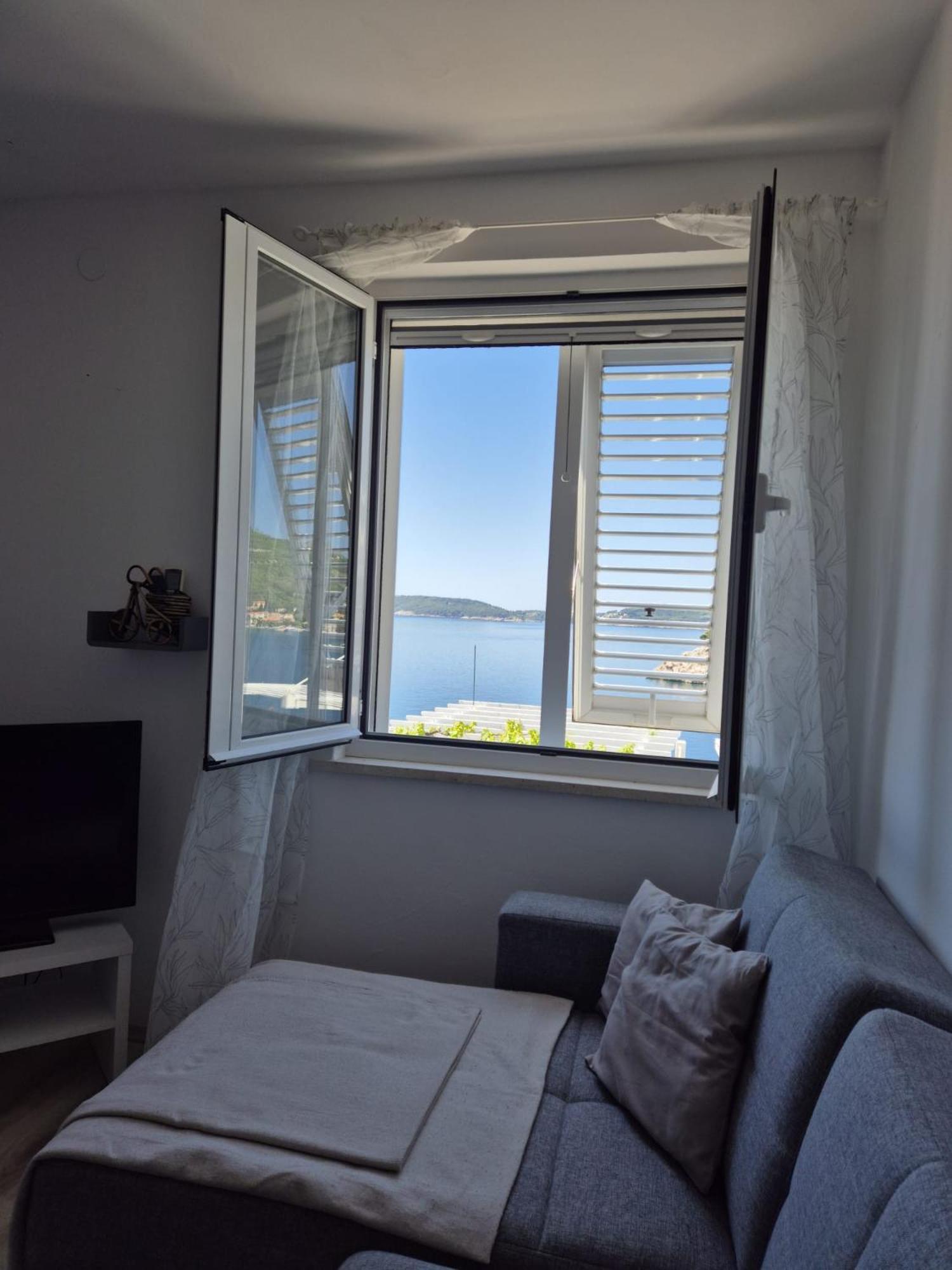 Apartments Matea Studio Apartment Štikovica Екстериор снимка