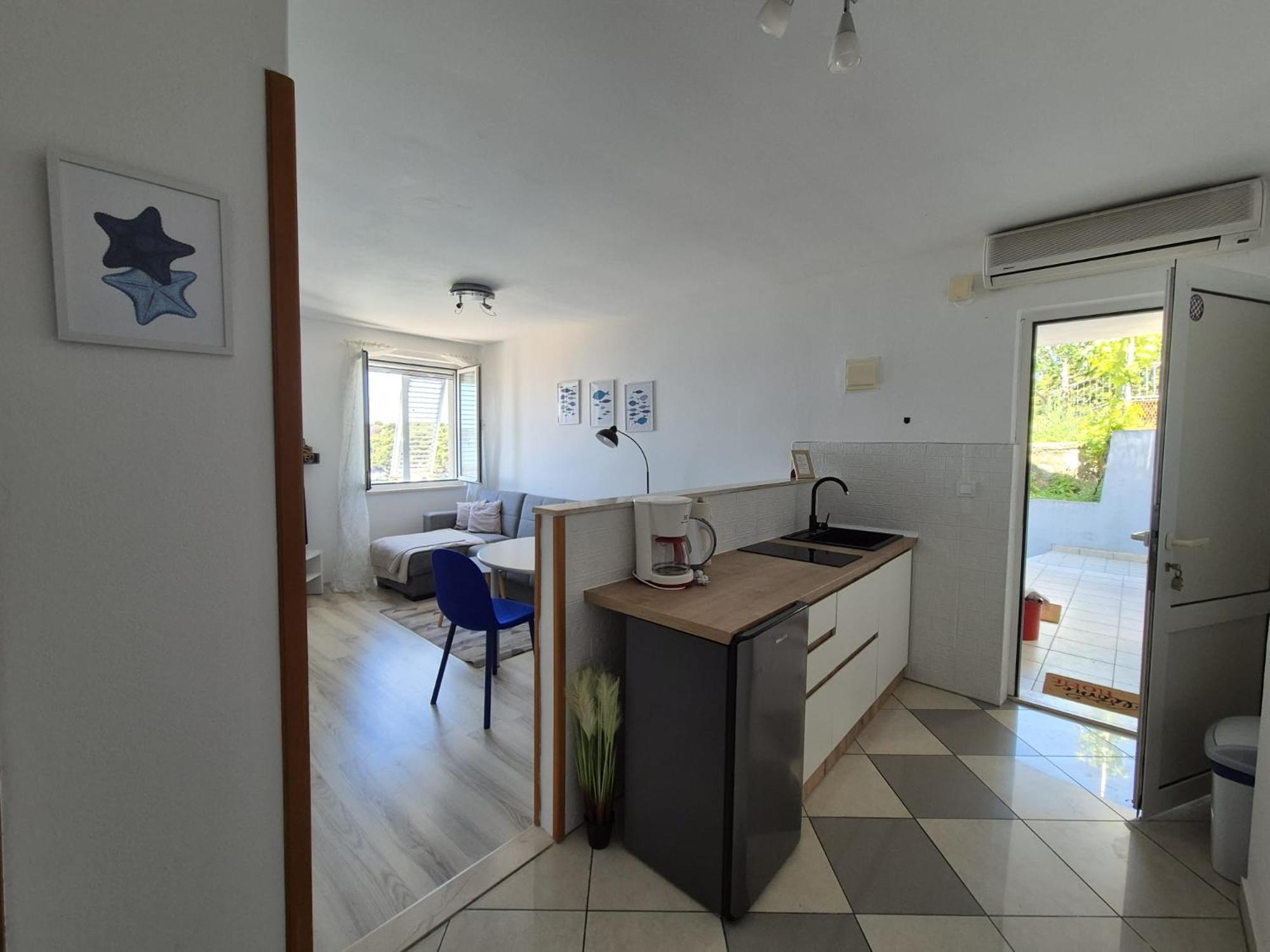 Apartments Matea Studio Apartment Štikovica Екстериор снимка